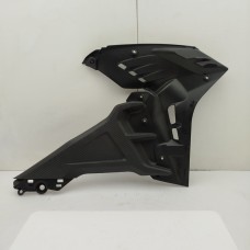 Пластик бака нижний правый X-LINE