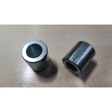 Втулка оси заднего колеса, правая 30*17*34,5 -- DAYTONA