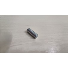 Палец-фиксатор крепления подножки водителя -- DAYTONA