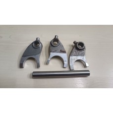 Вилки КПП в сборе с осью -- INVADER 150